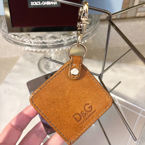 Authentic Dolce & Gabbana Camel Leather Belissima Mirror Bag Charm - Picture 7 of 12